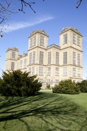 Hardwick Hall 1 j sm.jpg